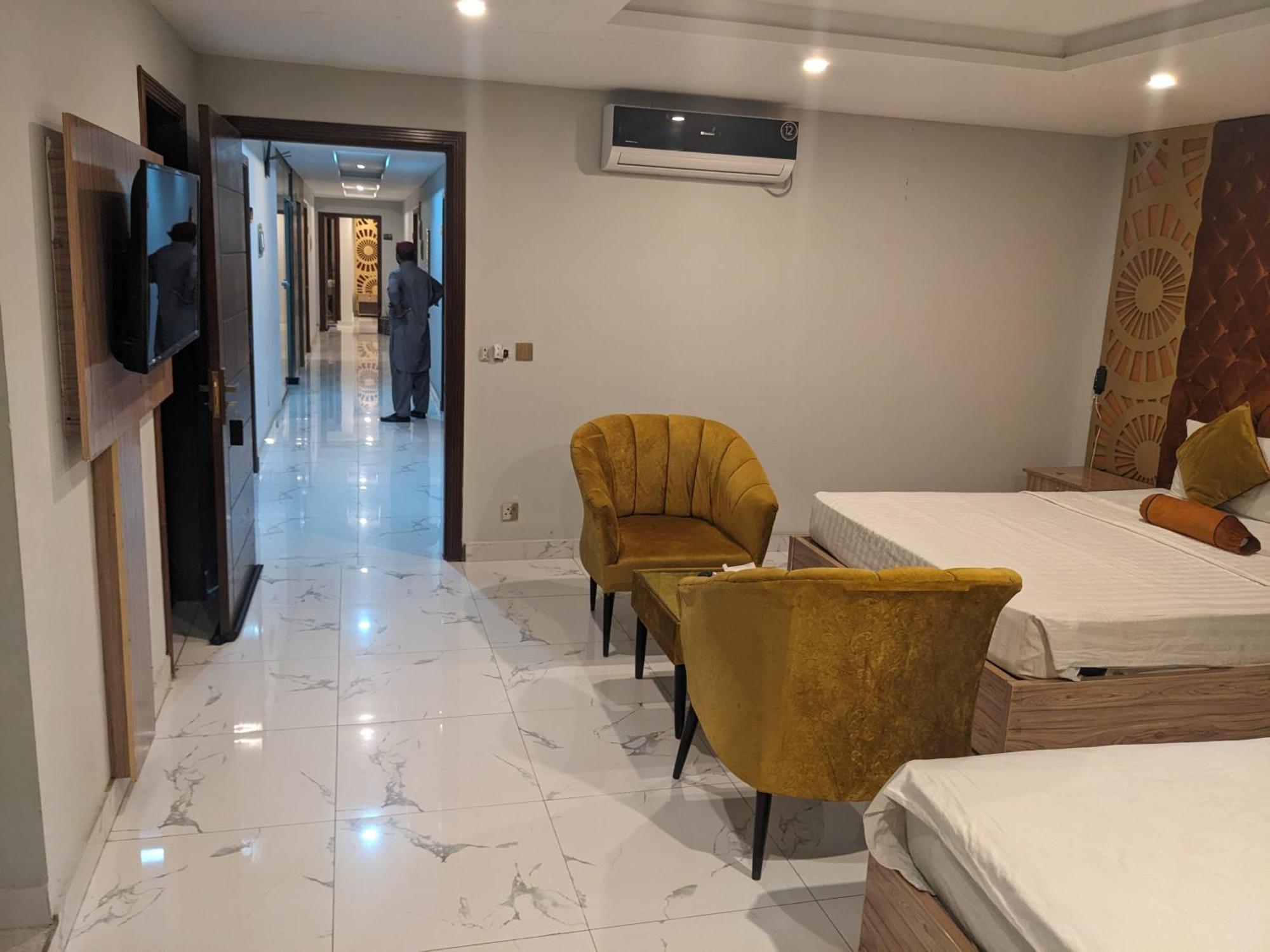 Nueva Hotel Islamabad Zewnętrze zdjęcie