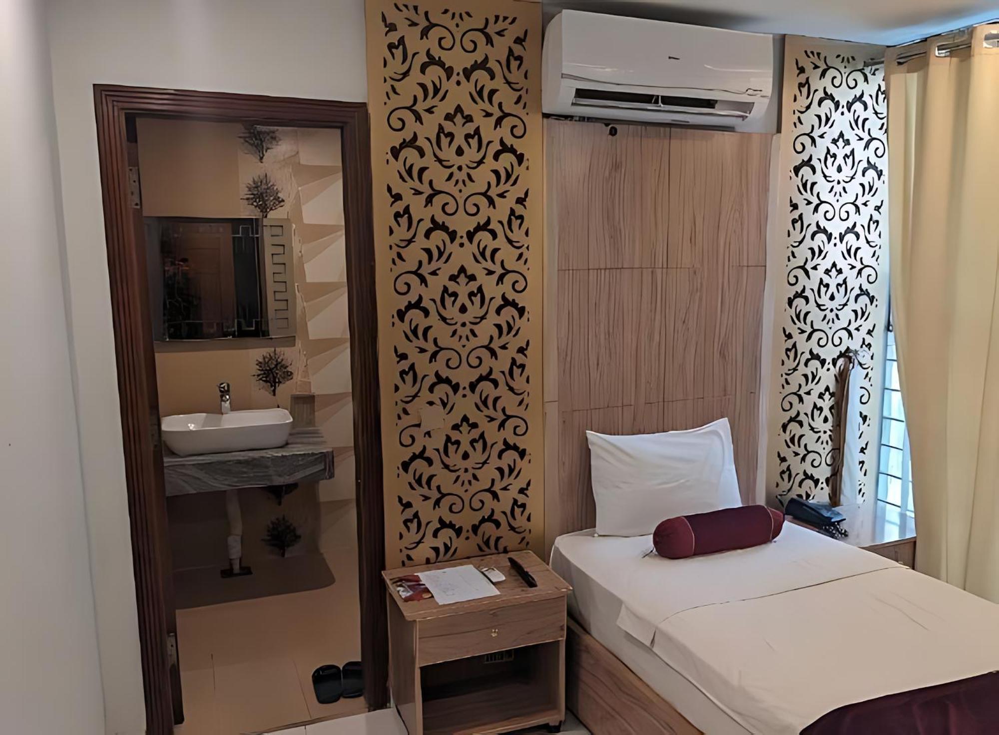 Nueva Hotel Islamabad Zewnętrze zdjęcie